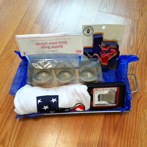 Other - 'Lone Star Darling' Gift Bundle.